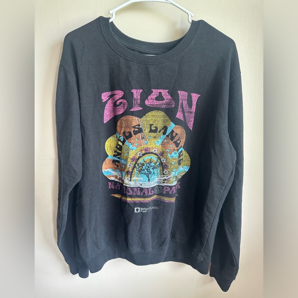 Crewneck